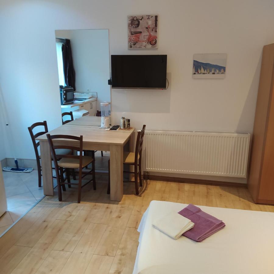 Zana Apartments Stari Grad  Extérieur photo