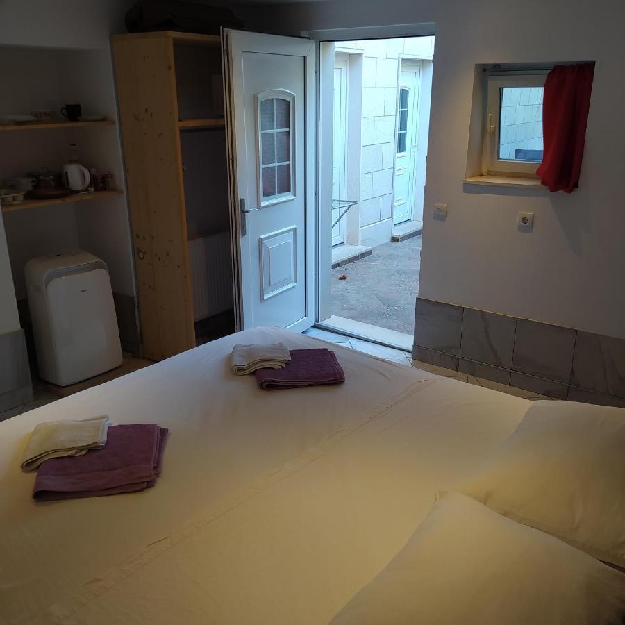 Zana Apartments Stari Grad  Extérieur photo