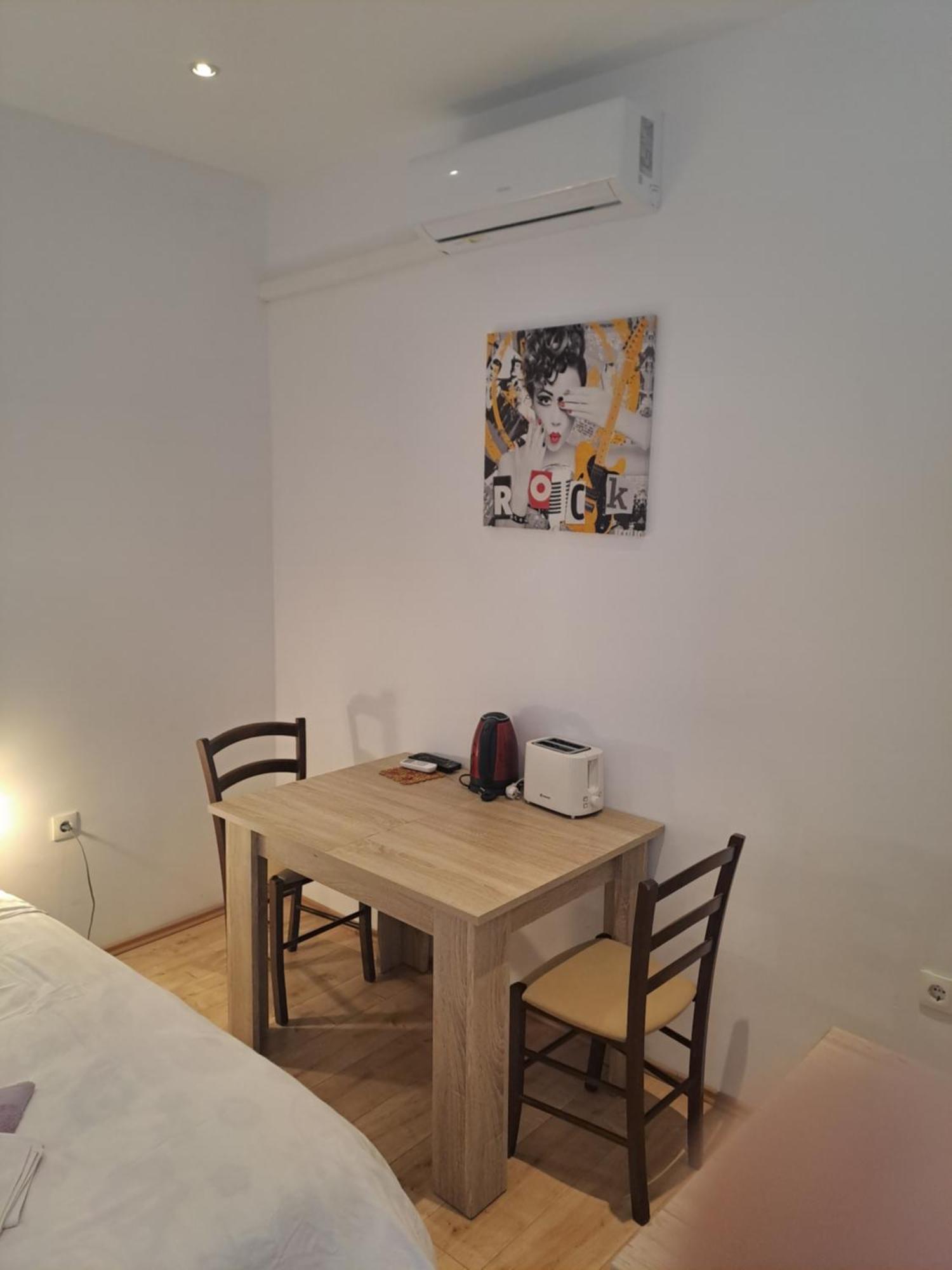 Zana Apartments Stari Grad  Extérieur photo