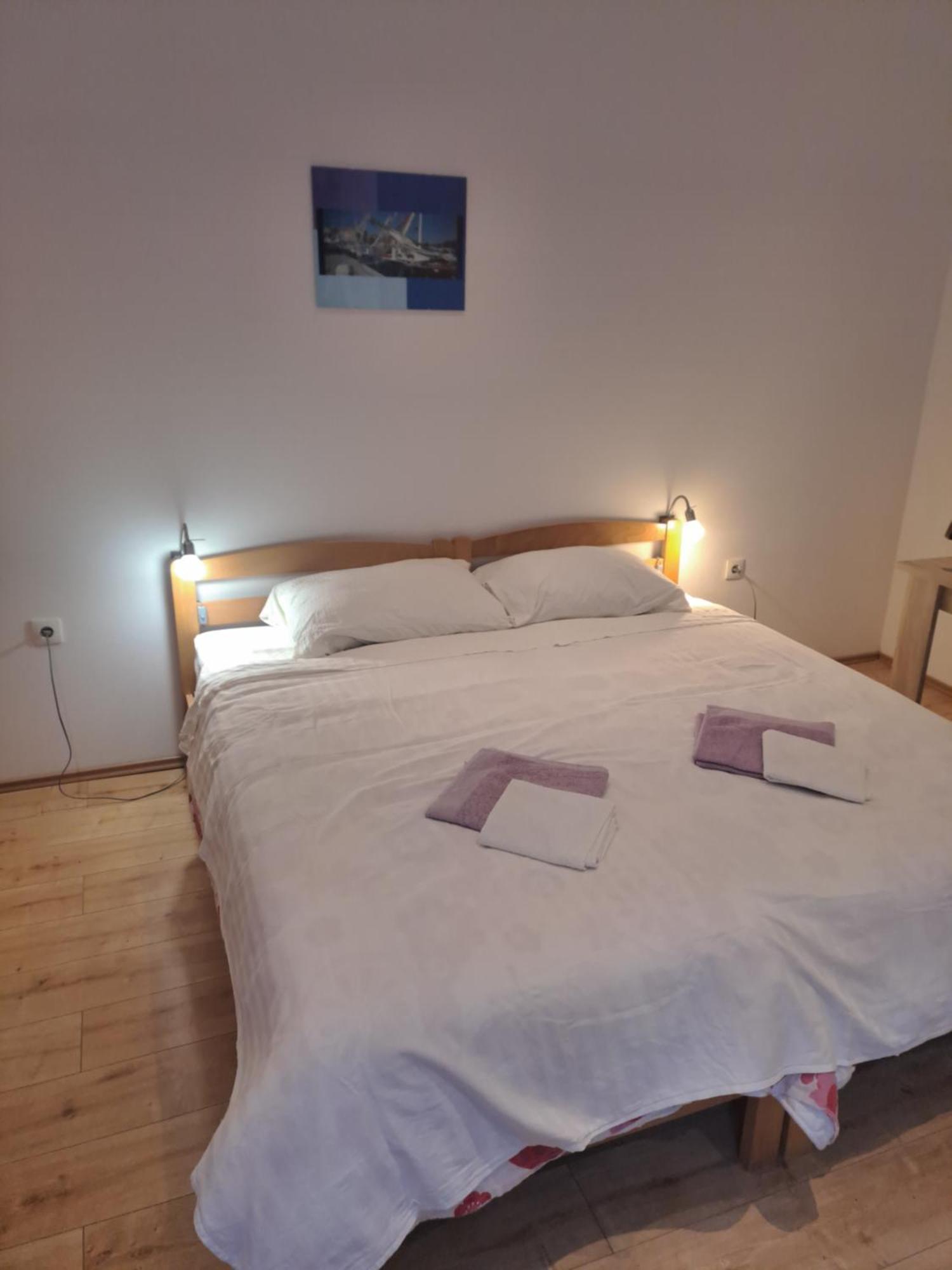 Zana Apartments Stari Grad  Extérieur photo